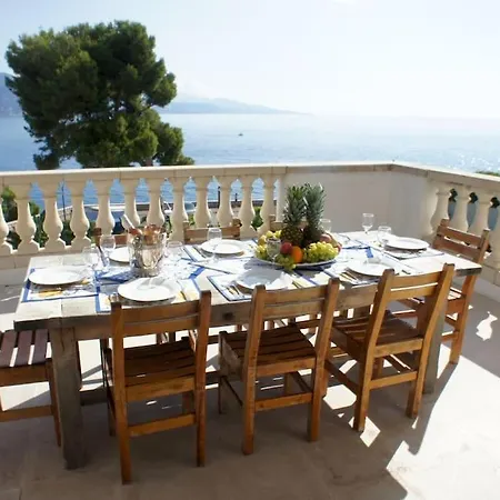 Ocean Breeze Rocabruna