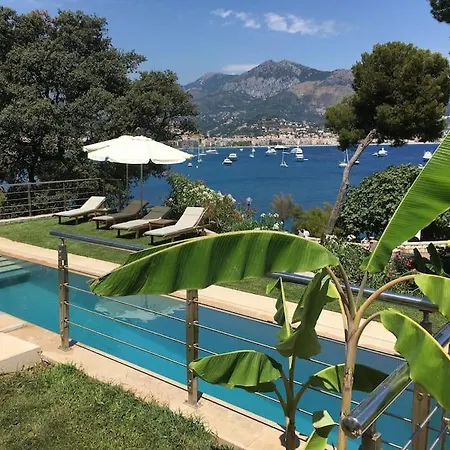 Ocean Breeze Villa Rocabruna