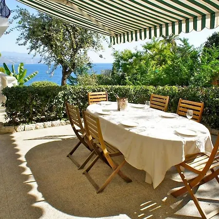 Ocean Breeze Rocabruna
